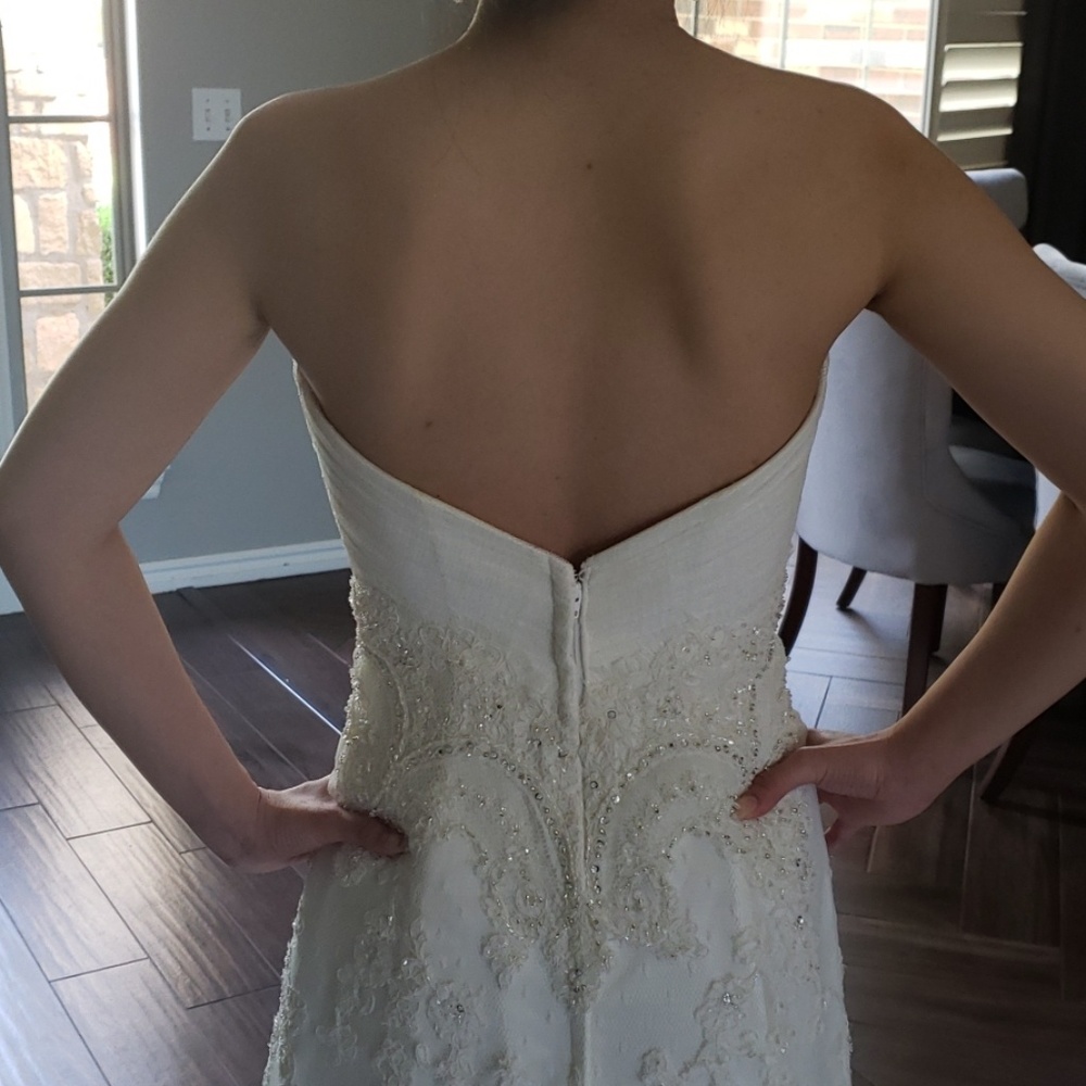 Casablanca Wedding Dress Style 1914 Size 2 - Picture 7 of 8